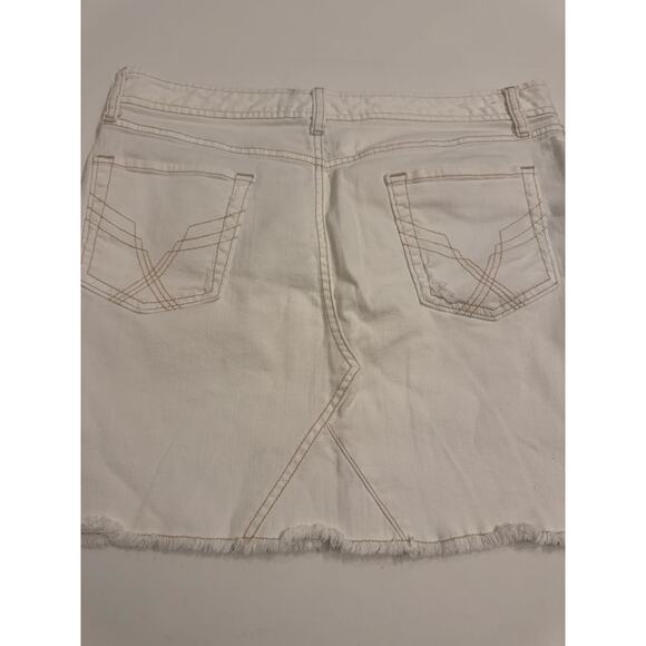 GAP Jeans White Denim Mini Skirt Size 10 Women's Stretch Raw Hem Short - Picture 5 of 5